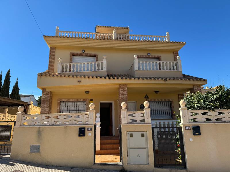 Attached house - Resale - Cartagena - El Carmolí