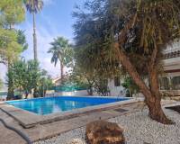 Resale - Villa - Los Desamparados - Orihuela