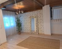 Resale - Villa - Los Desamparados - Orihuela