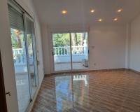 Resale - Villa - Los Desamparados - Orihuela