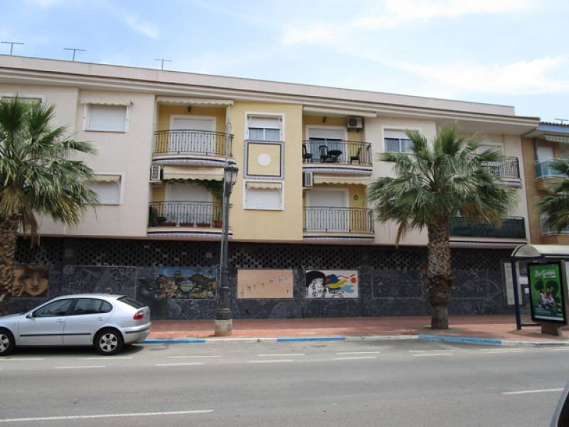 Apartamento - Segunda mano - Los Alcazares - NEAR THE BEACH